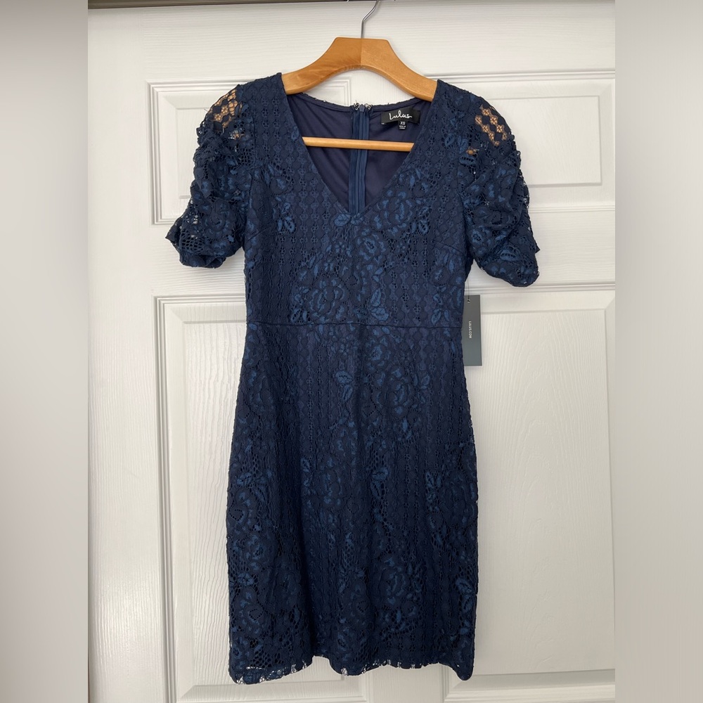 LULU’s Mini lace dress 🩷💃